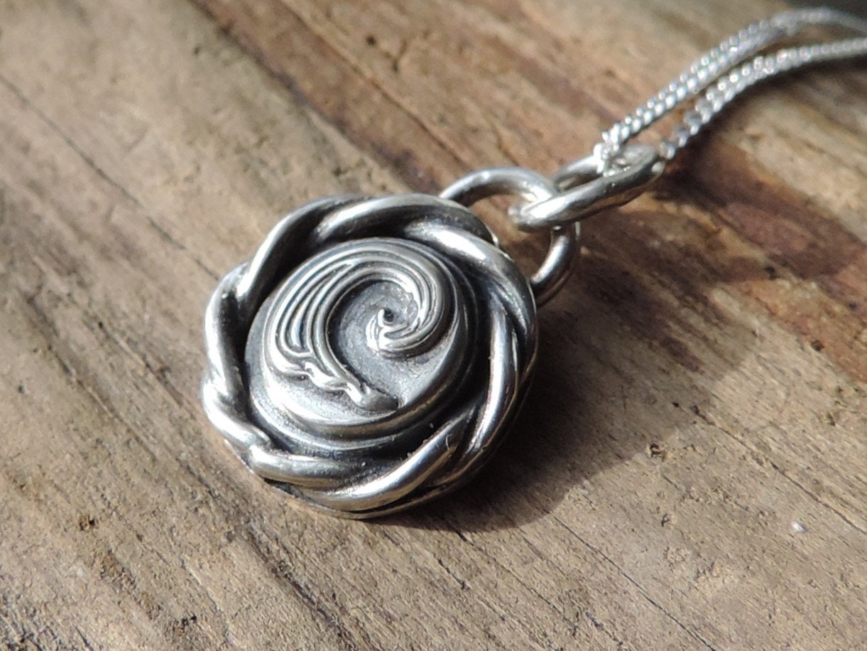 Wave Pendant