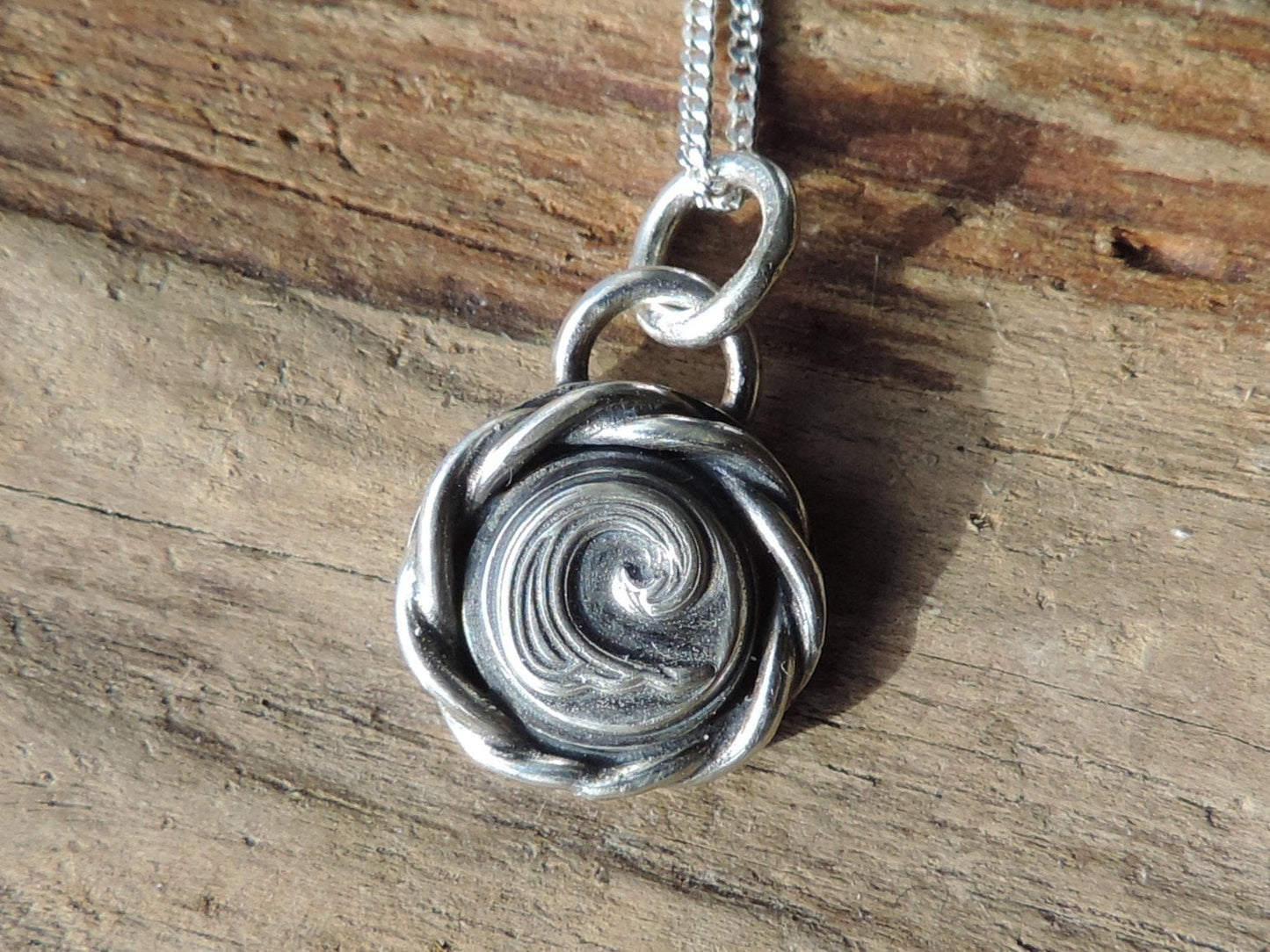 Wave Pendant